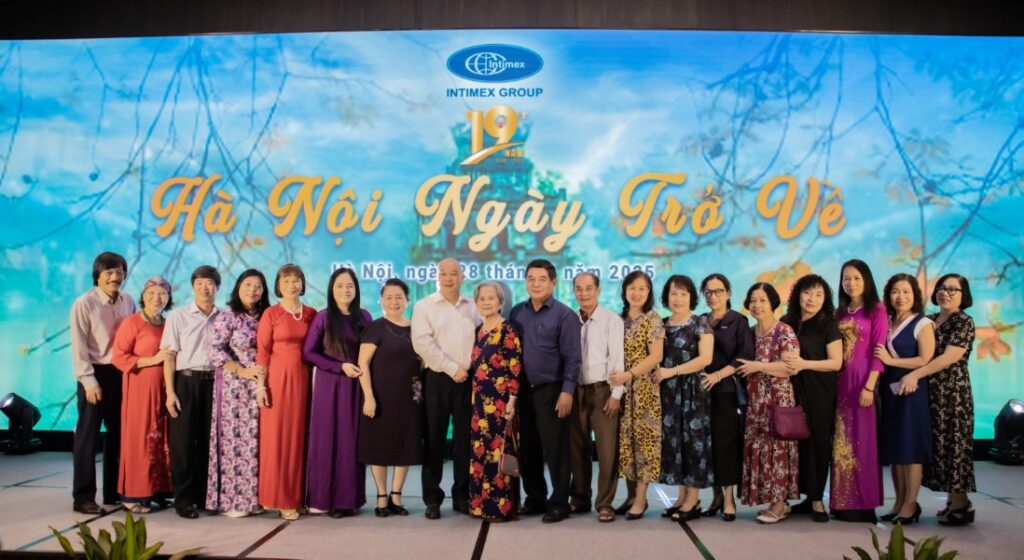 Ha Noi ngay tro ve intimex